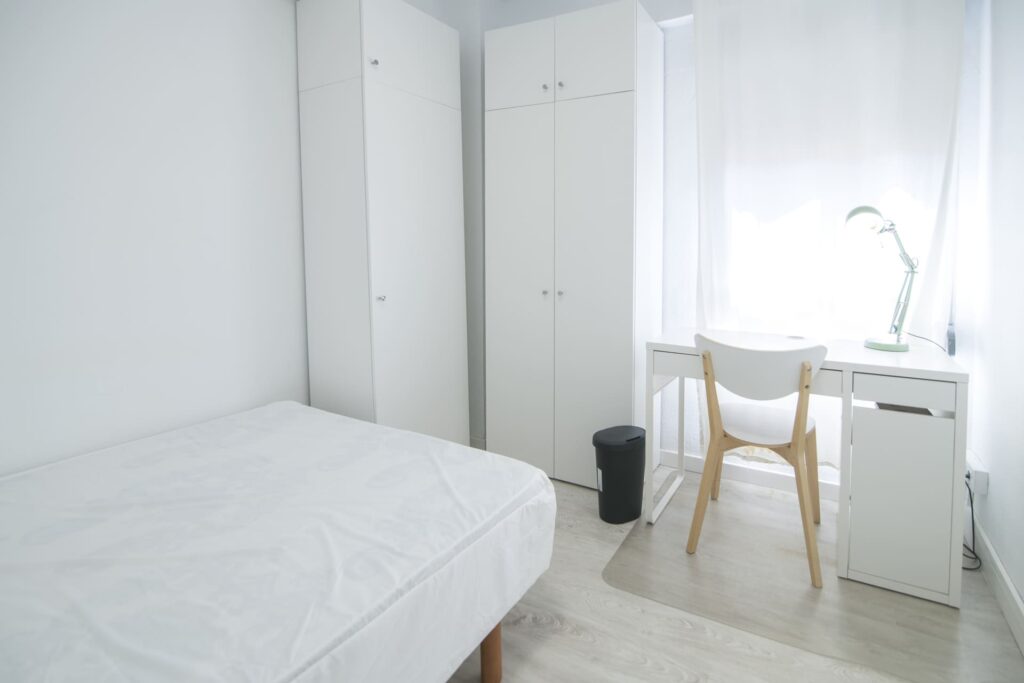 habitación 2 en piso compartido Valencia calle peñíscola