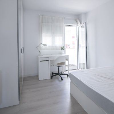 Primado Reig 42, Habitación 2