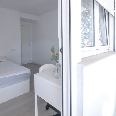 Primado Reig 42, Habitación 2