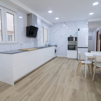 35PRIMADO Salón cocina