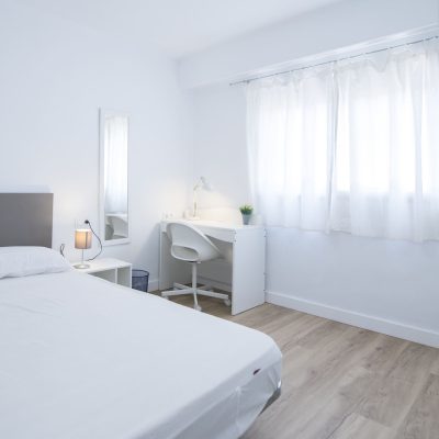 Habitación en piso compartido para estudiantes en Valencia, zona azagadores