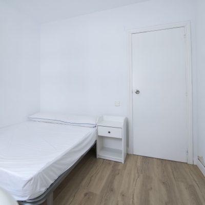 Habitación en piso compartido para estudiantes en Valencia, zona azagadores