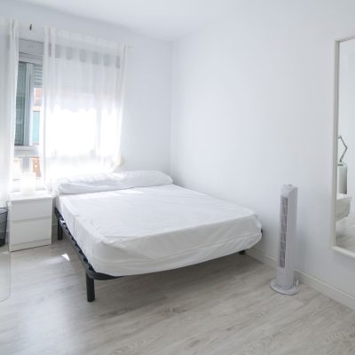 Piso con habitación compartida 3 en Valencia, calle peñíscola