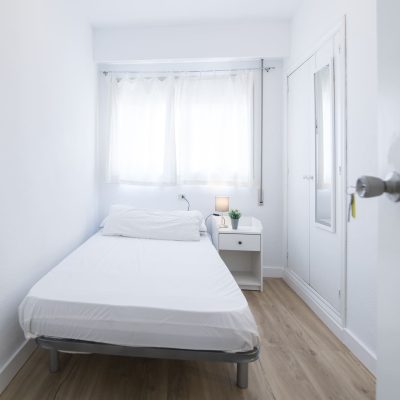 habitación para estudiantes en piso centro valencia
