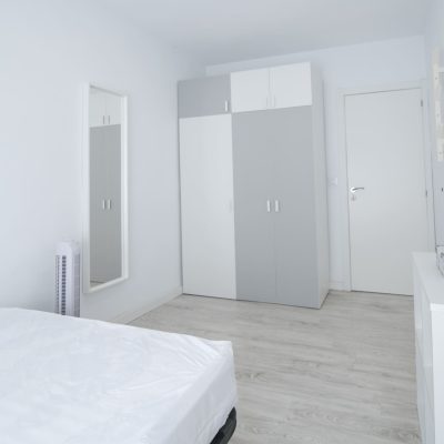 Piso con habitación compartida 3 en Valencia, calle peñíscola
