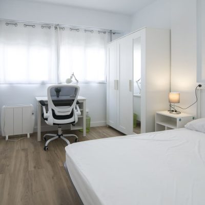 Habitación de lujo en apartamentos compartidos de Valencia