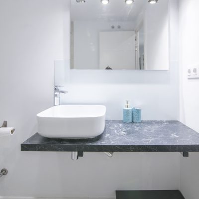 Baños piso Porta